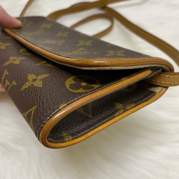Authentic vintage Louis Vuitton pochette twin PM - Picture 4 of 10